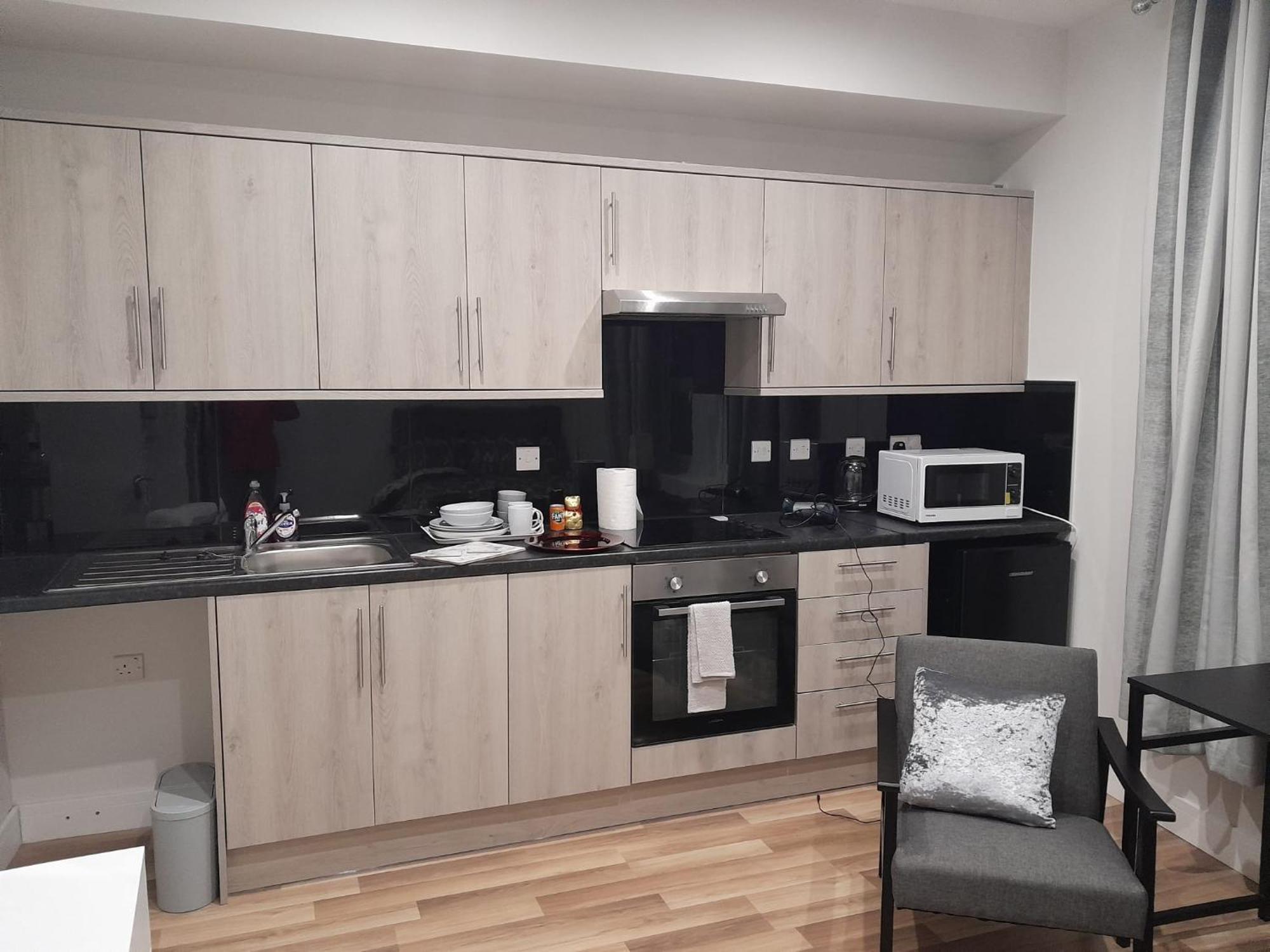 Apartment Naya Serviced - West London *
